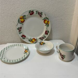 Citation Garden Trellis 4 Piece Place Setting Fruit Lattice